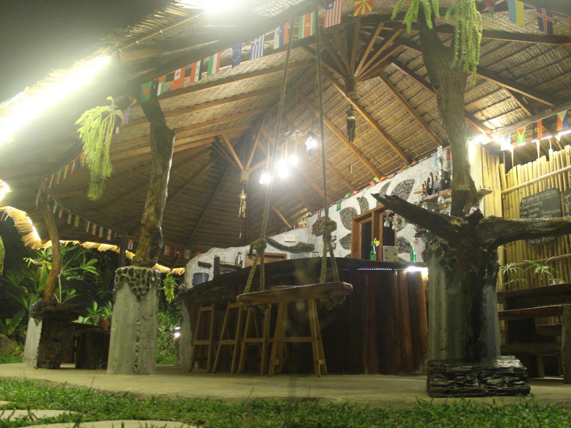 Eco Trekking Lodge, Bar & Jungle Tour'S Bukit Lawang Exterior photo